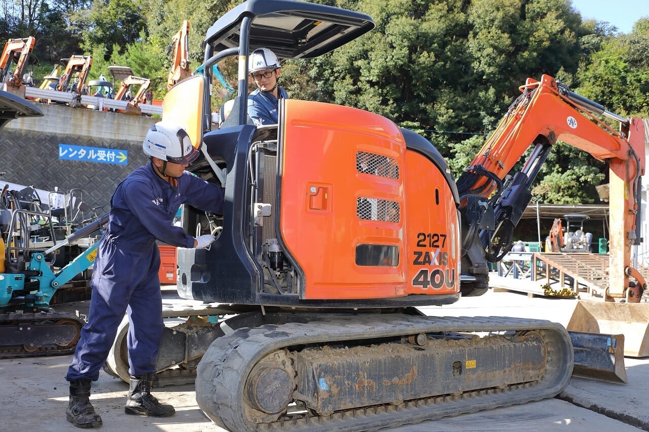 大分建機 株式会社直方建機